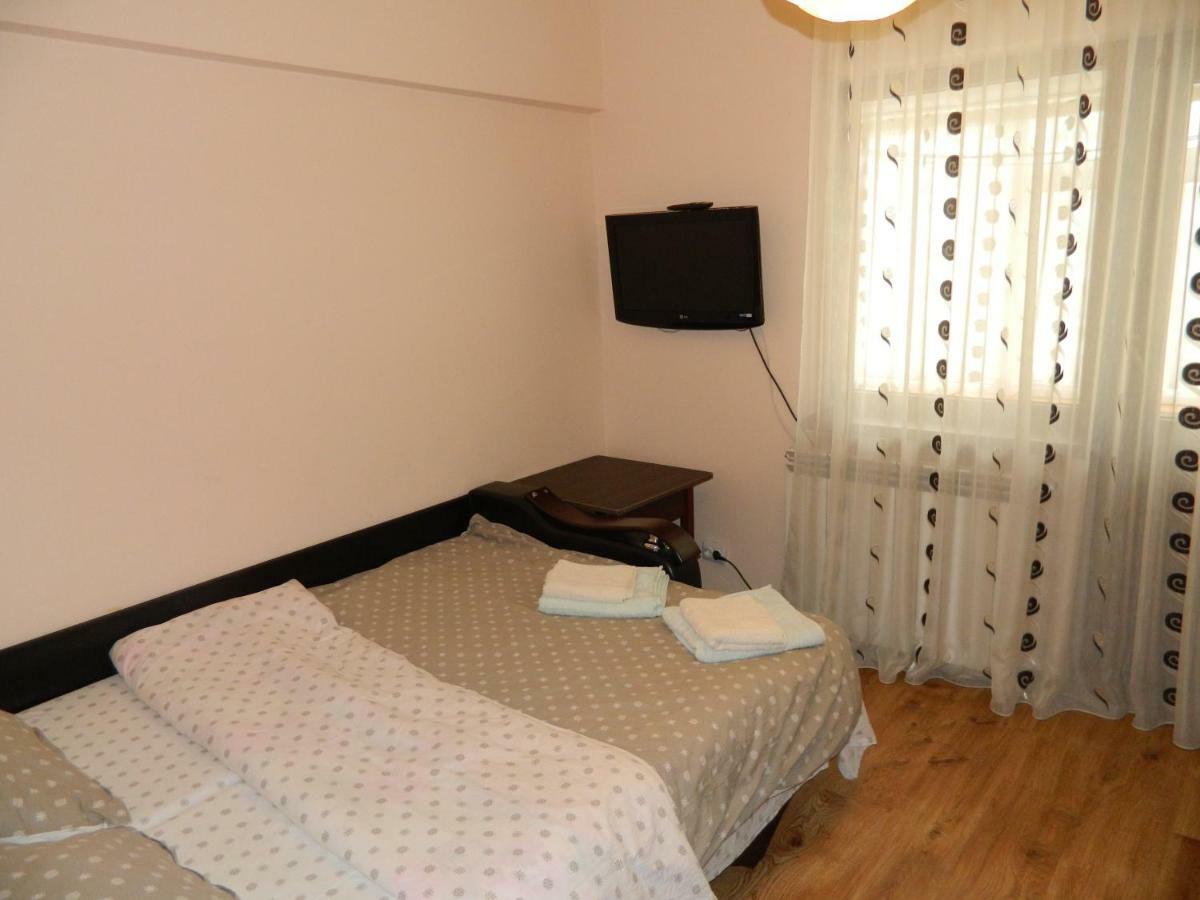 Apartament Antonia Apartment Târgu Ocna Exterior foto